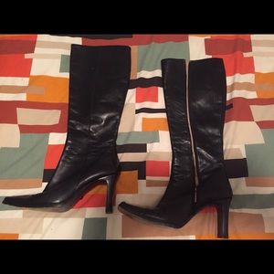 Charles Davis black Leather boots